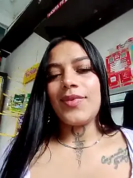 Snapshot of Emily_sharlot chatting on February 20, 2025, 7:30 pm Emily sharlot online show from February 20, 2025, 7:30 pm