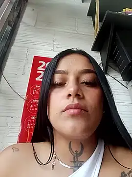 Snapshot of Emily_sharlot chatting on February 21, 2025, 8:16 pm Emily sharlot online show from February 21, 2025, 8:16 pm