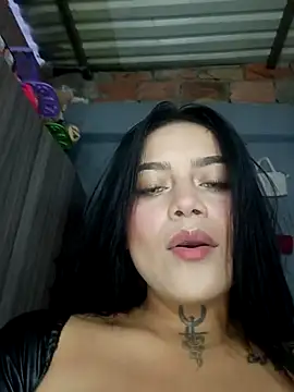 Snapshot of Emily_sharlot chatting on March 8, 2025, 11:05 am Emily sharlot online show from March 8, 2025, 11:05 am