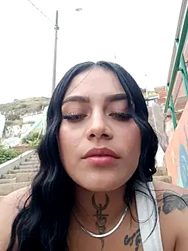 Snapshot of Emily_sharlot chatting on March 12, 2025, 9:24 pm Emily sharlot online show from March 12, 2025, 9:24 pm