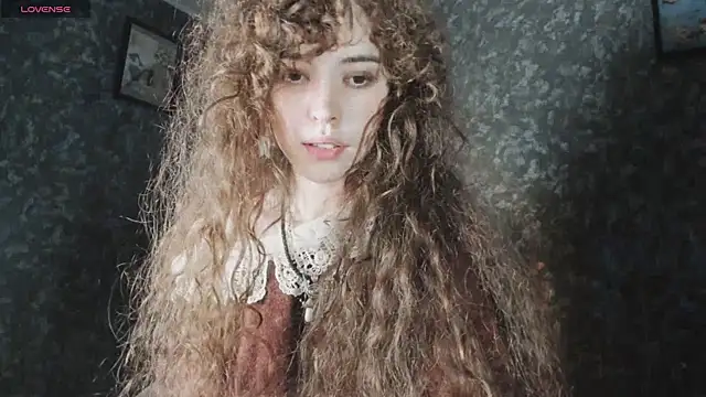 Snapshot of Dizer_clopy chatting on December 2, 2025, 4:35 pm Dizer clopy online show from December 2, 2025, 4:35 pm