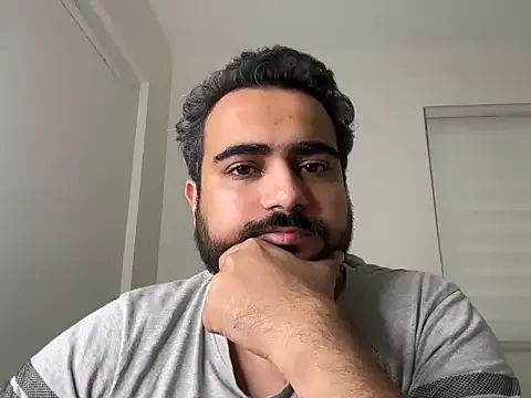 Snapshot of indian_thonger chatting on November 15, 2025, 5:38 am indian thonger online show from November 15, 2025, 5:38 am