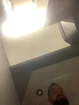 guccititi online show from October 24, 2025, 6:43 am