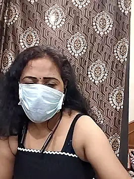 Champ Hot online show from April 30, 2026, 6:47 pm