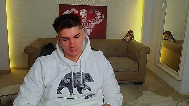 Snapshot of MaxKaiden chatting on September 19, 2025, 4:47 am MaxKaiden online show from September 19, 2025, 4:47 am