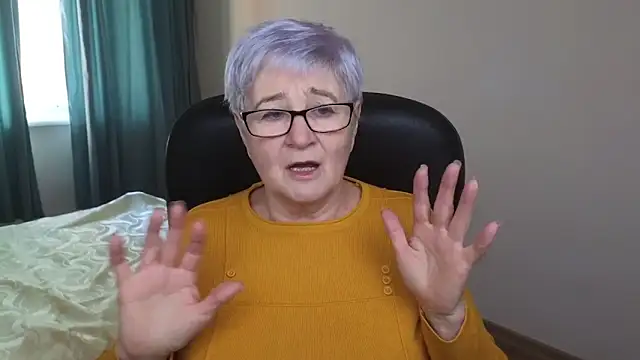 Sandra Snowflake online show from February 16, 2025, 7:59 am