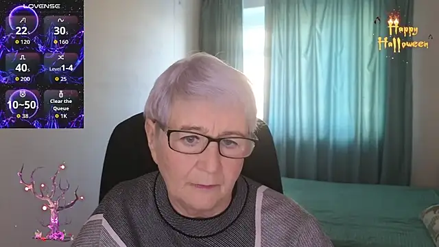 Sandra Snowflake online show from November 3, 2025, 11:44 am