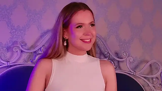 Snapshot of BECKI_VRES chatting on October 19, 2025, 8:42 pm BECKI VRES online show from October 19, 2025, 8:42 pm