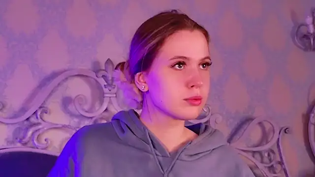 Snapshot of BECKI_VRES chatting on October 30, 2025, 8:31 pm BECKI VRES online show from October 30, 2025, 8:31 pm