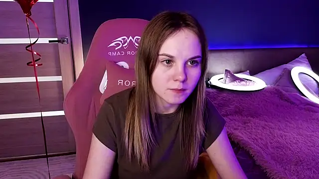 Snapshot of Dyna_bae chatting on February 23, 2025, 4:17 am Dyna bae online show from February 23, 2025, 4:17 am