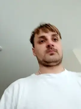 Snapshot of Eusuntnoulgigolo chatting on February 21, 2025, 8:51 am Eusuntnoulgigolo online show from February 21, 2025, 8:51 am