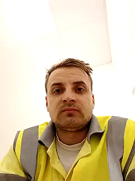 Snapshot of Eusuntnoulgigolo chatting on September 25, 2025, 6:28 am Eusuntnoulgigolo online show from September 25, 2025, 6:28 am