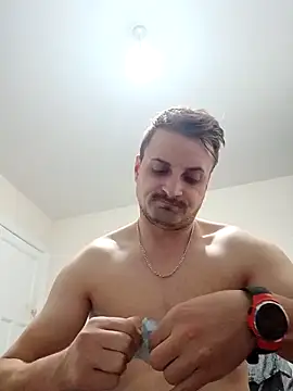 Snapshot of Eusuntnoulgigolo chatting on October 19, 2025, 6:36 am Eusuntnoulgigolo online show from October 19, 2025, 6:36 am