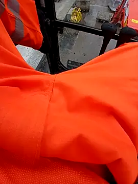 Snapshot of Eusuntnoulgigolo chatting on November 19, 2025, 9:53 am Eusuntnoulgigolo online show from November 19, 2025, 9:53 am