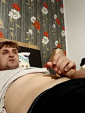 Eusuntnoulgigolo online show from May 5, 2026, 7:00 pm
