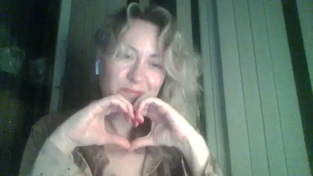 Mary888x online show from March 9, 2025, 6:54 pm