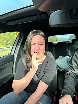 Snapshot of AvaFlowers6 chatting on October 8, 2025, 7:39 am AvaFlowers6 online show from October 8, 2025, 7:39 am