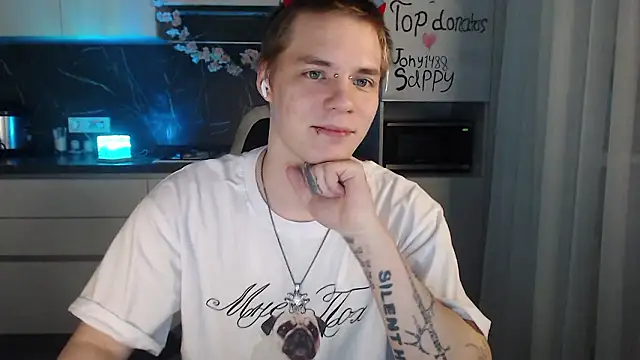 Snapshot of yourlildemon chatting on March 23, 2026, 5:17 pm yourlildemon online show from March 23, 2026, 5:17 pm