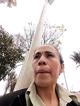 Coeur de luxure online show from September 27, 2025, 5:51 pm