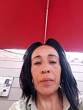 Coeur de luxure online show from December 19, 2025, 6:15 pm