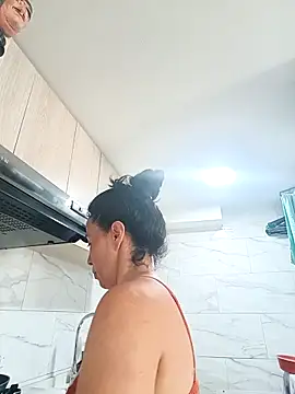 Coeur de luxure online show from March 5, 2026, 6:59 pm