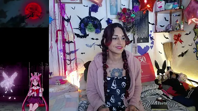 Snapshot of purplekattlyn chatting on May 18, 2026, 6:30 am purplekattlyn online show from May 18, 2026, 6:30 am