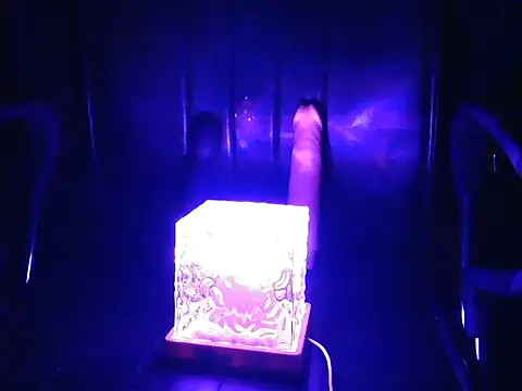 Snapshot of PreetyKitten chatting on December 14, 2025, 2:11 pm PreetyKitten online show from December 14, 2025, 2:11 pm