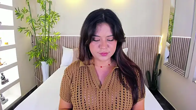 Snapshot of GeorginaReyes chatting on July 15, 2026, 8:36 pm GeorginaReyes online show from July 15, 2026, 8:36 pm