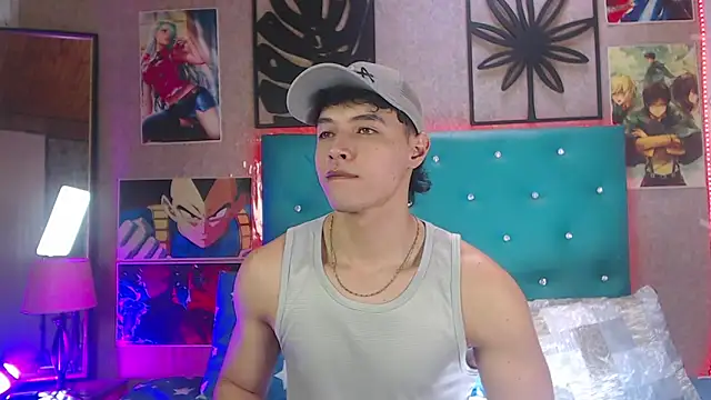 LiamAndrewzz online show from September 29, 2025, 4:45 pm