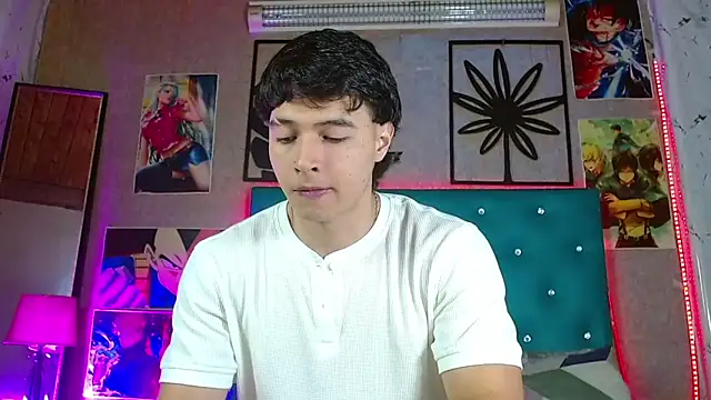 LiamAndrewzz online show from April 30, 2026, 3:35 am