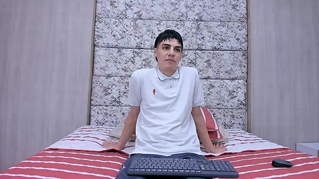 frank jhonsson online show from March 5, 2026, 6:59 pm