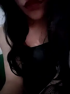 Snapshot of ElaRuil69 chatting on September 25, 2025, 3:54 am ElaRuil69 online show from September 25, 2025, 3:54 am