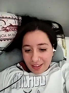 Snapshot of sweetie__annieee chatting on September 11, 2025, 5:18 am sweetie annieee online show from September 11, 2025, 5:18 am