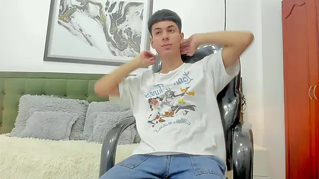 Johann sex online show from April 30, 2026, 5:41 pm