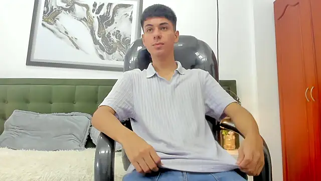 Johann sex online show from May 12, 2026, 5:21 pm