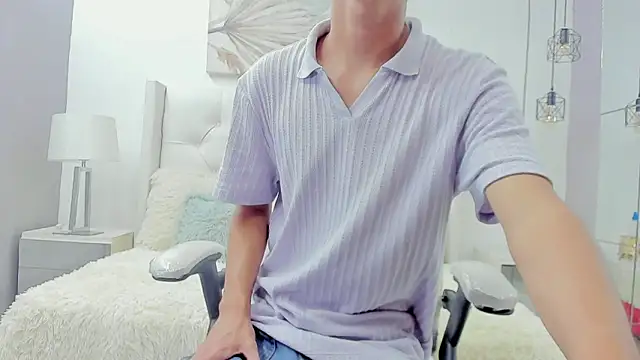 Johann sex online show from May 26, 2026, 5:53 pm