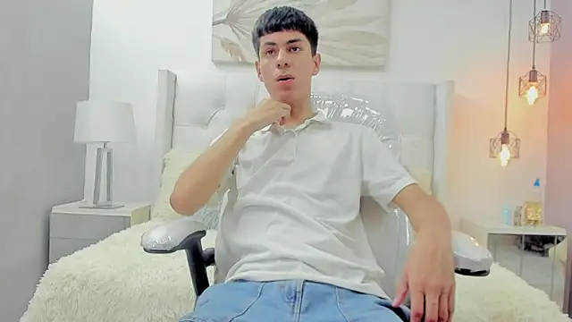 Johann sex online show from May 28, 2026, 6:16 pm