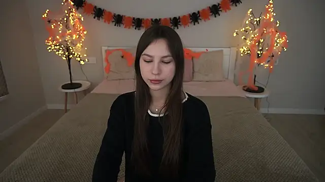 PaigePrado online show from October 22, 2025, 5:52 am