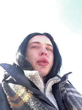 Snapshot of AlishaPrettyBlade chatting on March 9, 2025, 6:28 am AlishaPrettyBlade online show from March 9, 2025, 6:28 am