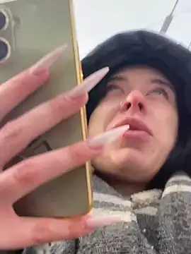 Snapshot of AlishaPrettyBlade chatting on March 12, 2025, 9:34 am AlishaPrettyBlade online show from March 12, 2025, 9:34 am