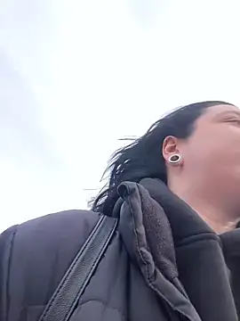 Snapshot of AlishaPrettyBlade chatting on March 20, 2025, 5:35 am AlishaPrettyBlade online show from March 20, 2025, 5:35 am