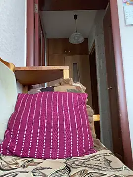 Snapshot of AlishaPrettyBlade chatting on March 20, 2025, 8:42 am AlishaPrettyBlade online show from March 20, 2025, 8:42 am