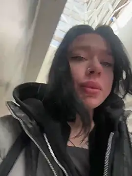 AlishaPrettyBlade online show from February 14, 2026, 7:49 am