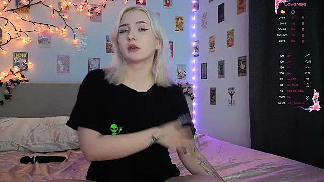 Snapshot of Nasy chatting on March 12, 2026, 6:36 pm Nasy online show from March 12, 2026, 6:36 pm