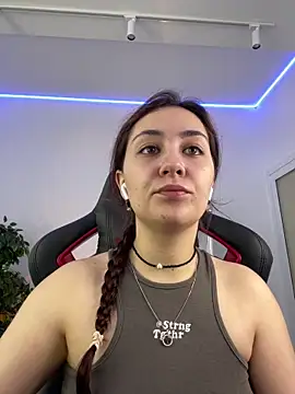 Snapshot of AshleySkott_ chatting on October 17, 2025, 8:28 am AshleySkott online show from October 17, 2025, 8:28 am