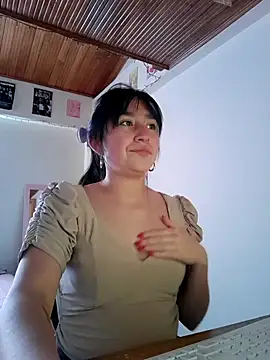 Arielle lov online show from October 3, 2025, 9:45 pm