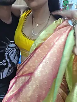 RealcoupleP online show from June 2, 2026, 4:42 pm