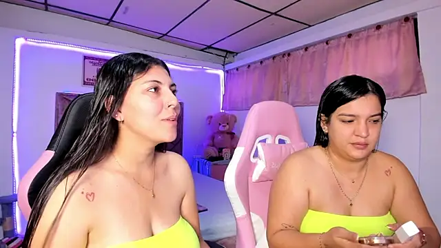 Cristal Smith20 online show from June 4, 2026, 12:00 pm