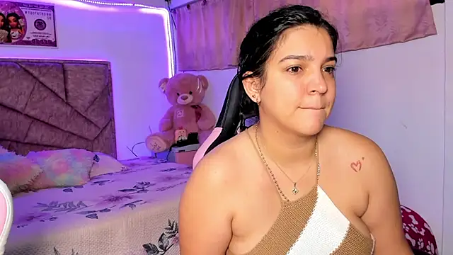 Cristal Smith20 online show from July 16, 2026, 12:11 pm