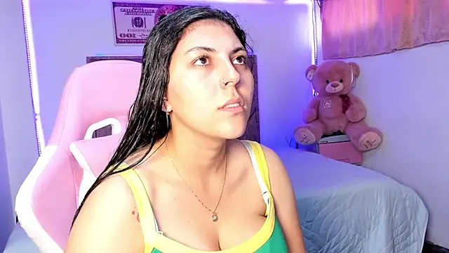 Cristal Smith20 online show from July 25, 2026, 8:28 pm